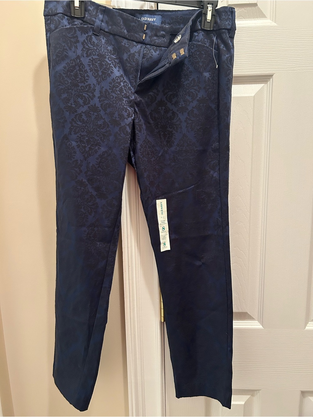 Old Navy Women’s Pixie Navy Jacquard Ankle Length Pants, size 8